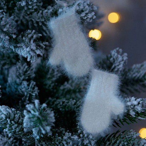 Подвеска на елку «Вьюшка», варежки, белая - рис 5.