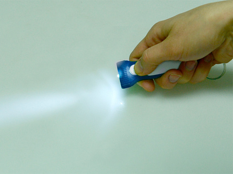 Брелок-фонарик Каяма, синий/белый - рис 2.