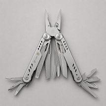 Мультитул Stinger, 110 х 27 мм, 21 функция, сталь, серебристый, в картонной коробке, в комплекте нейлоновый чехол