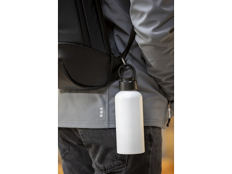 Trinity бутылка для воды из переработанного алюминия, сертифицированного согласно RCS, объемом 600 мл, с крышкой из переработ - Navy - рис 6.