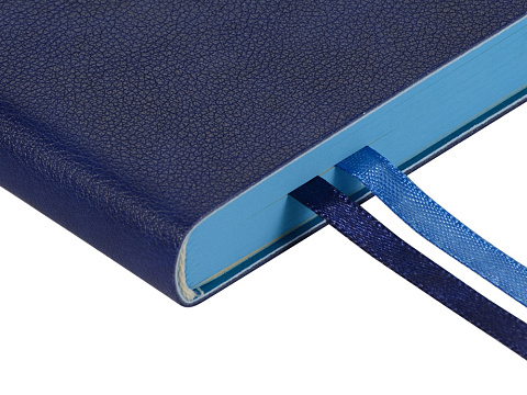 Ежедневник А5 датированный Boston 2026, синий с голубым обрезом - рис 3.