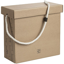 Коробка подарочная крафт с ручкой (36х34 см)