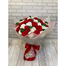 Букет цветов 51 роза из мыла